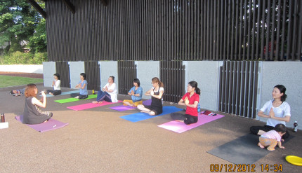 日本成人瑜珈教學
